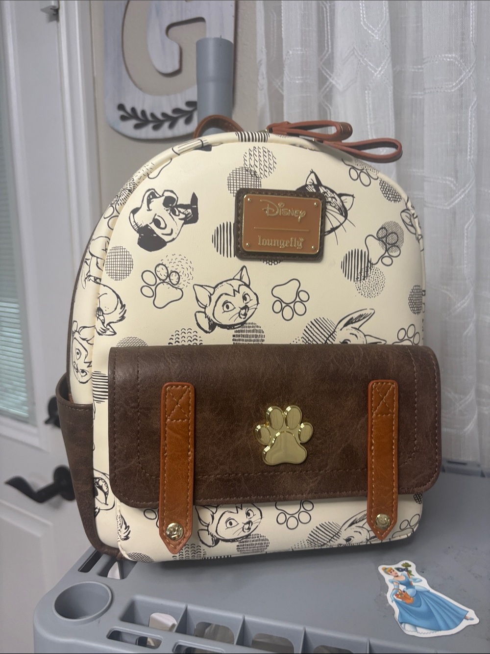 Loungefly pets bag